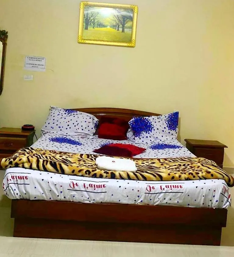 Chambre Douche Interne Avec Terrasse Dakar Senegal