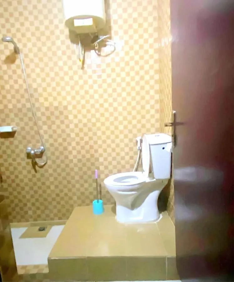 Apartment Chambre Douche Interne Avec Terrasse Dakar Senegal